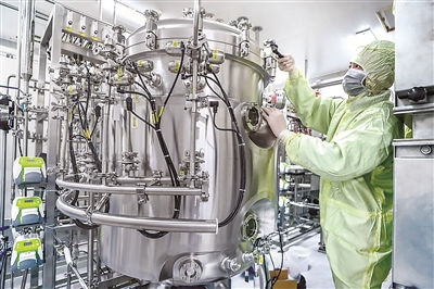 觀察丨新冠疫苗研發的中國路徑 從應急攻關到全球公共產品的創新實踐